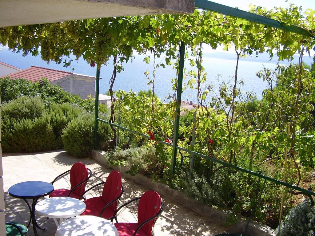 Petar Apartment Omis Exterior photo